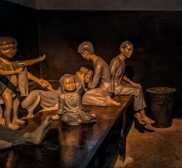 Di tích Nhà tù Hỏa Lò: Nơi Lịch Sử Vọng Mãi Khúc Ca Hào Hùng Hà Nội