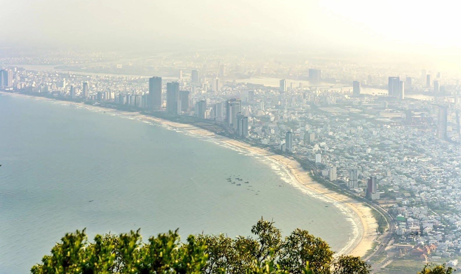 vé máy bay đi đà nẵng